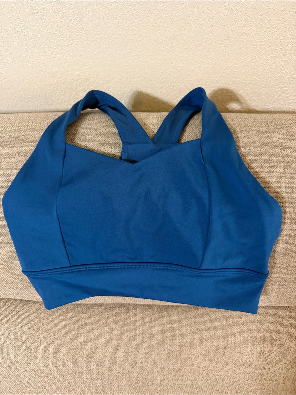 BuffBunny women’s Blue Women's Supportive Sports Bra - size large